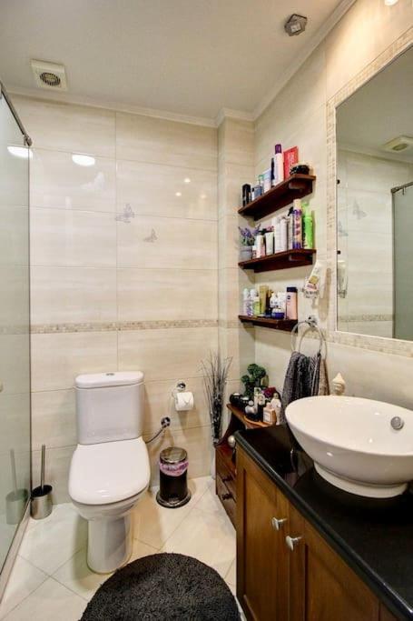 Odyssey Beach Front Apartment La Canea Esterno foto