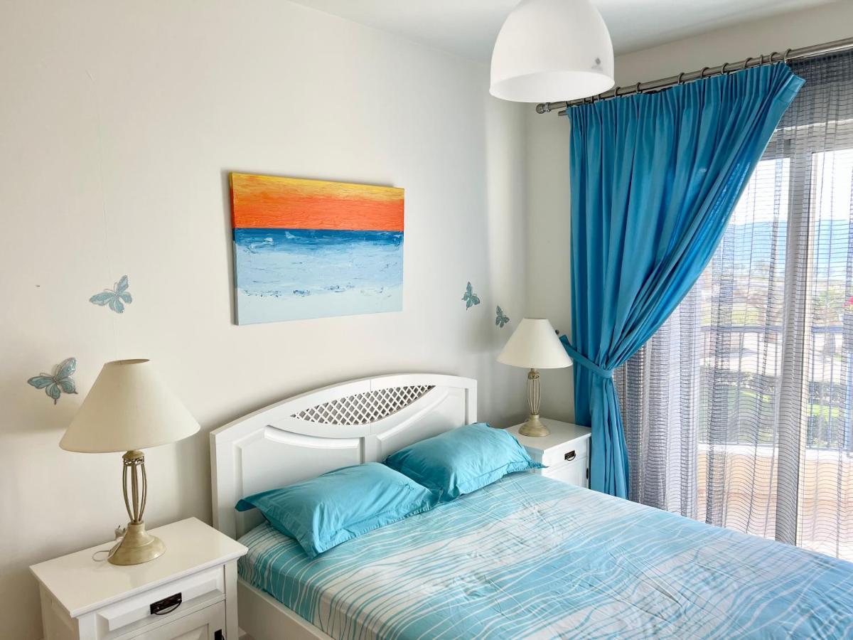 Odyssey Beach Front Apartment La Canea Esterno foto